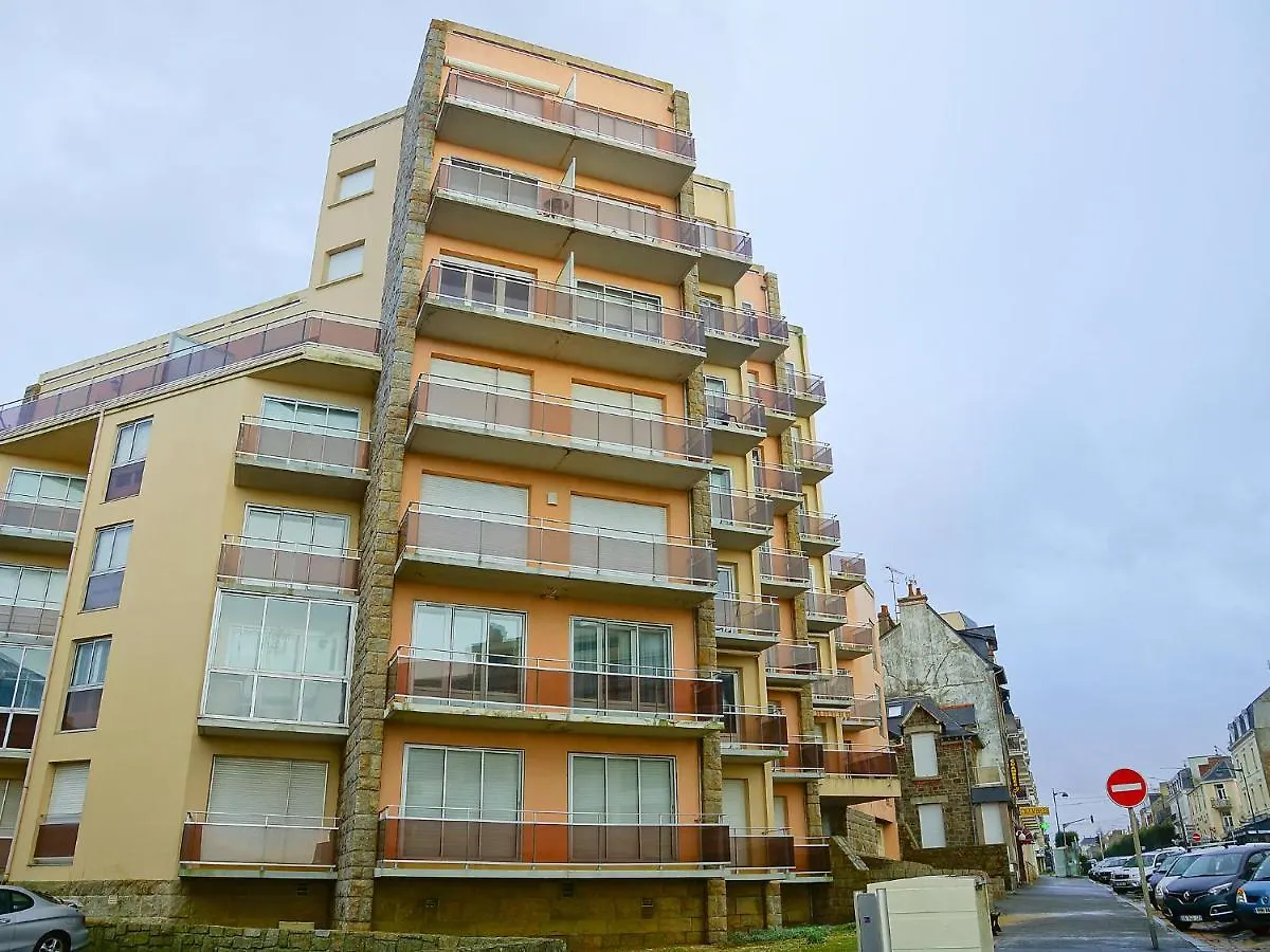 Apartment Les Terrasses-2 By Interhome Saint-Malo