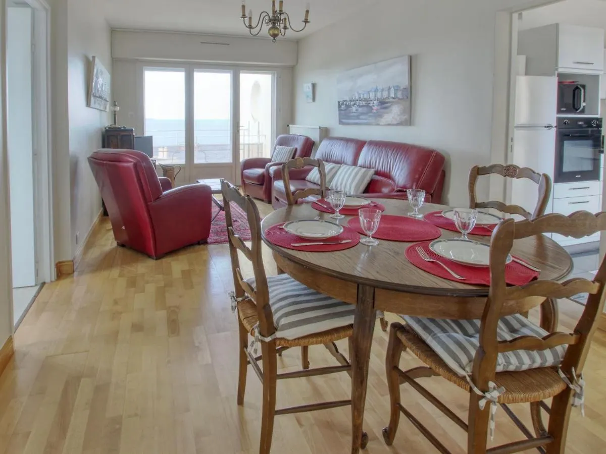 Apartment Les Terrasses-2 By Interhome Saint-Malo