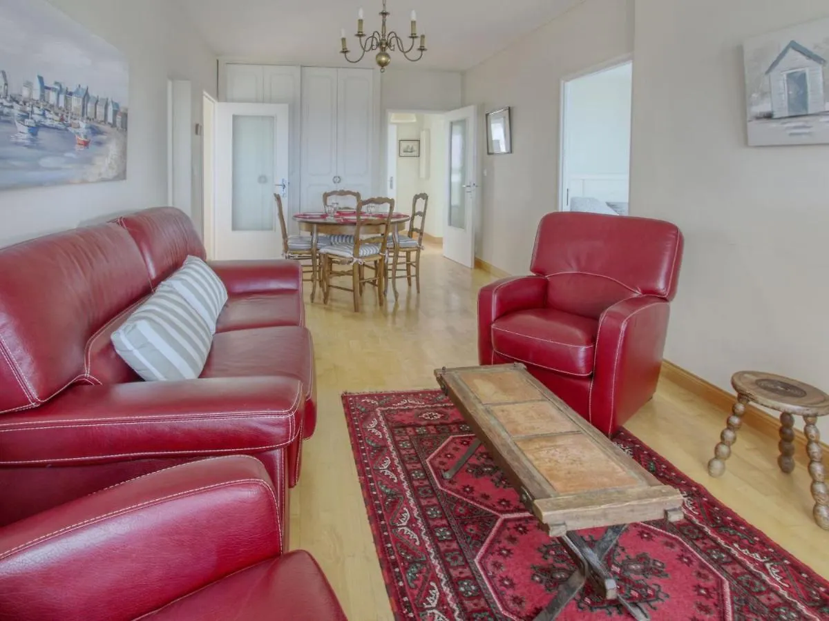 Apartment Les Terrasses-2 By Interhome Saint-Malo